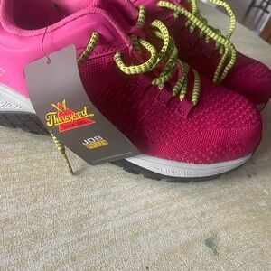 Thorogood nwt!!! Womens Pink and Black work job Shoes net! 8M